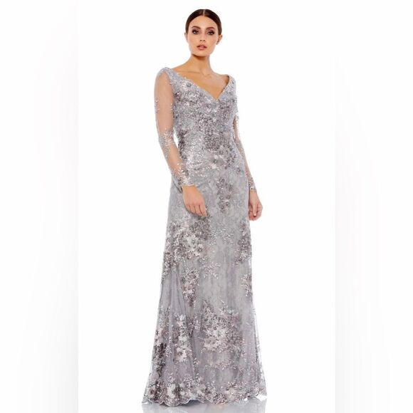 Mac Duggal Embellished V Neck Illusion Long Sleeve Gown 67539 NWT size 16